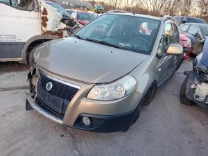 Fiat Sedici 1.6 ( M16A ) 79kW r.2006 zlatá na náhradní díly Fiat Sedici 1.6 ( M16A ) 79kW r.2006 zlatá na náhradní díly