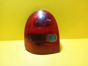 LEVÉ ZADNÍ SVĚTLO OPEL CORSA B HATCHBACK 3.DV. KOUŘOVÉ - 10379 LEVÉ ZADNÍ SVĚTLO OPEL CORSA B HATCHBACK 3.DV. KOUŘOVÉ - 10379