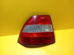 LEVÉ ZADNÍ SVĚTLO OPEL VECTRA B SEDAN / HATCHBACK , BÍLÉ - 10394 LEVÉ ZADNÍ SVĚTLO OPEL VECTRA B SEDAN / HATCHBACK , BÍLÉ - 10394