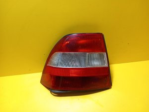 LEVÉ ZADNÍ SVĚTLO OPEL VECTRA B SEDAN / HATCHBACK , BÍLÉ - 10395 LEVÉ ZADNÍ SVĚTLO OPEL VECTRA B SEDAN / HATCHBACK , BÍLÉ - 10395