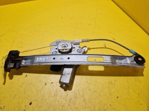 LEVÁ ZADNÍ STAHOVAČKA OKNA S MOTORKEM 71002603 - BMW 1 E87 (2003-2011) - 18598 LEVÁ ZADNÍ STAHOVAČKA OKNA S MOTORKEM 71002603 - BMW 1 E87 (2003-2011) - 18598
