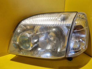 LEVÉ PŘEDNÍ SVĚTLO NISSAN X-TRAIL I T30 - 17817 LEVÉ PŘEDNÍ SVĚTLO NISSAN X-TRAIL I T30 - 17817
