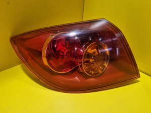 LEVÉ ZADNÍ SVĚTLO MAZDA 3 ( BK ) , VNĚJŠÍ , 5.DV. , ČERVENÉ - 16206 LEVÉ ZADNÍ SVĚTLO MAZDA 3 ( BK ) , VNĚJŠÍ , 5.DV. , ČERVENÉ - 16206