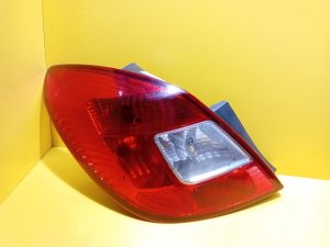LEVÉ ZADNÍ SVĚTLO OPEL CORSA D 5.DV. - 10979 LEVÉ ZADNÍ SVĚTLO OPEL CORSA D 5.DV. - 10979
