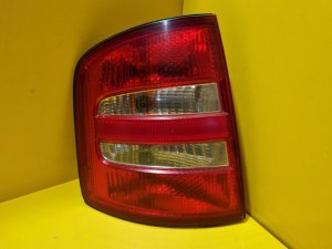 LEVÉ ZADNÍ SVĚTLO ŠKODA FABIA I KOMBI / SEDAN - 16188 LEVÉ ZADNÍ SVĚTLO ŠKODA FABIA I KOMBI / SEDAN - 16188
