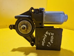 PRAVÝ PŘEDNÍ MOTOREK STAHOVAČKY OKNA 1T0959702 S JEDNOTKOU 1K0959792C - ŠKODA OCTAVIA II / VW TOURAN I, PASSAT B6, GOLF V.../ SEAT ALTEA, TOLEDO... - 18245 PRAVÝ PŘEDNÍ MOTOREK STAHOVAČKY OKNA 1T0959702 S JEDNOTKOU 1K0959792C - ŠKODA OCTAVIA II / VW TOURAN I, PASSAT B6, GOLF V.../ SEAT ALTEA, TOLEDO... - 18245