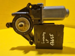 LEVÝ PŘEDNÍ MOTOREK STAHOVAČKY OKNA 1T0959701B S JEDNOTKOU 1K0959793G - ŠKODA OCTAVIA II / VW TOURAN I, PASSAT B6, GOLF V.../ SEAT ALTEA, TOLEDO... - 21097 LEVÝ PŘEDNÍ MOTOREK STAHOVAČKY OKNA 1T0959701B S JEDNOTKOU 1K0959793G - ŠKODA OCTAVIA II / VW TOURAN I, PASSAT B6, GOLF V.../ SEAT ALTEA, TOLEDO... - 21097