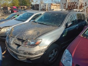 Mitsubishi Outlander 2.0 4WD ( 4G63 ) 100kW r.2003 šedá  na náhradní díly Mitsubishi Outlander 2.0 4WD ( 4G63 ) 100kW r.2003 šedá  na náhradní díly