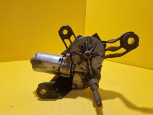 MOTOREK ZADNÍHO STĚRAČE - 13105981 - OPEL ASTRA H KOMBI / HATCHBACK - 18677