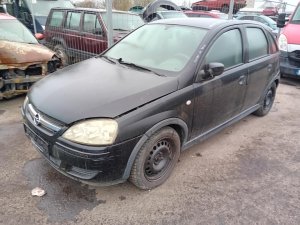 Opel Corsa C 1.2 ( Z12XE ) 55kW r.2003 černá  na náhradní díly Opel Corsa C 1.2 ( Z12XE ) 55kW r.2003 černá  na náhradní díly