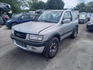Opel Frontera B Sport 2.2 DTI ( Y22DTH ) 85kW r.2000 šedá na náhradní díly   Opel Frontera B Sport 2.2 DTI ( Y22DTH ) 85kW r.2000 šedá na náhradní díly