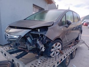 Opel Meriva B 1.7 CDTI ( A17DT ) 74kW r.2010 šedá na náhradní díly   Opel Meriva B 1.7 CDTI ( A17DT ) 74kW r.2010 šedá na náhradní díly
