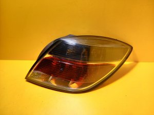 PRAVÉ ZADNÍ SVĚTLO OPEL ASTRA H HATCHBACK 3.DV. - 10270 PRAVÉ ZADNÍ SVĚTLO OPEL ASTRA H HATCHBACK 3.DV. - 10270