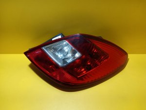 PRAVÉ ZADNÍ SVĚTLO OPEL CORSA D 5.DV. - 10505 PRAVÉ ZADNÍ SVĚTLO OPEL CORSA D 5.DV. - 10505