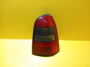 PRAVÉ ZADNÍ SVĚTLO OPEL VECTRA B KOMBI , KOUŘOVÉ - 10298 PRAVÉ ZADNÍ SVĚTLO OPEL VECTRA B KOMBI , KOUŘOVÉ - 10298