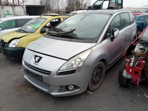 Peugeot 5008 1.6 ( 9H01 ) 80kW r.2010 šedá na náhradní díly Peugeot 5008 1.6 ( 9H01 ) 80kW r.2010 šedá na náhradní díly