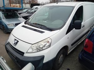 Peugeot Expert 1.6 ( 9HU ) 66kW r.2011 bílá na náhradní díly Peugeot Expert 1.6 ( 9HU ) 66kW r.2011 bílá na náhradní díly