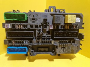 ZADNÍ POJISTKOVÁ SKŘÍŇ - 13181278 - OPEL ASTRA H, ZAFIRA B - 13859 ZADNÍ POJISTKOVÁ SKŘÍŇ - 13181278 - OPEL ASTRA H, ZAFIRA B - 13859