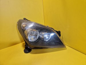 PRAVÉ PŘEDNÍ SVĚTLO OPEL ASTRA H - 16057 PRAVÉ PŘEDNÍ SVĚTLO OPEL ASTRA H - 16057