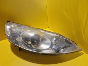 PRAVÉ PŘEDNÍ SVĚTLO PEUGEOT 407 - 15266 PRAVÉ PŘEDNÍ SVĚTLO PEUGEOT 407 - 15266