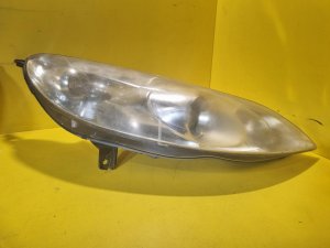 PRAVÉ PŘEDNÍ XENON SVĚTLO PEUGEOT 407 - 14719 PRAVÉ PŘEDNÍ XENON SVĚTLO PEUGEOT 407 - 14719