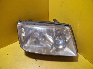PRAVÉ PŘEDNÍ SVĚTLO VW BORA - 12420 PRAVÉ PŘEDNÍ SVĚTLO VW BORA - 12420