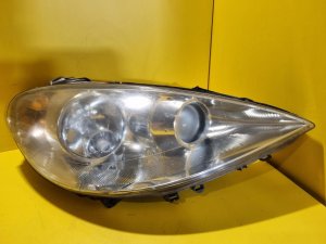 PRAVÉ PŘEDNÍ XENON SVĚTLO PEUGEOT 807 - 16480 PRAVÉ PŘEDNÍ XENON SVĚTLO PEUGEOT 807 - 16480