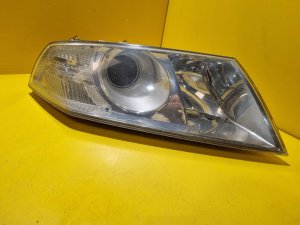 PRAVÉ PŘEDNÍ XENON SVĚTLO ŠKODA OCTAVIA II - 16692 PRAVÉ PŘEDNÍ XENON SVĚTLO ŠKODA OCTAVIA II - 16692