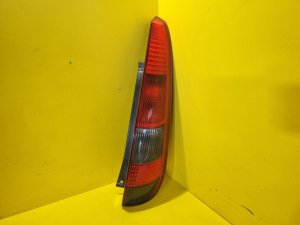 PRAVÉ ZADNÍ SVĚTLO FORD FIESTA V (JH_,JD_) HATCHBACK - 14730 PRAVÉ ZADNÍ SVĚTLO FORD FIESTA V (JH_,JD_) HATCHBACK - 14730
