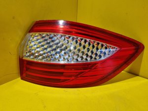 PRAVÉ ZADNÍ SVĚTLO FORD MONDEO IV ( BA7 ), HATCHBACK, VNĚJŠÍ - 16983 PRAVÉ ZADNÍ SVĚTLO FORD MONDEO IV ( BA7 ), HATCHBACK, VNĚJŠÍ - 16983