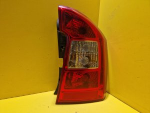 PRAVÉ ZADNÍ SVĚTLO KIA CARENS III - 11913 PRAVÉ ZADNÍ SVĚTLO KIA CARENS III - 11913