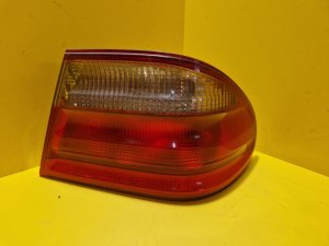 PRAVÉ ZADNÍ SVĚTLO MERCEDES-BENZ E ( W210 ) VNĚJŠÍ, FACELIFT - 13623 PRAVÉ ZADNÍ SVĚTLO MERCEDES-BENZ E ( W210 ) VNĚJŠÍ, FACELIFT - 13623