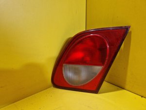 PRAVÉ ZADNÍ SVĚTLO MERCEDES BENZ E (W210) SEDAN, VNITŘNÍ - 15597 PRAVÉ ZADNÍ SVĚTLO MERCEDES BENZ E (W210) SEDAN, VNITŘNÍ - 15597