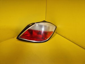 PRAVÉ ZADNÍ SVĚTLO OPEL ASTRA H, HATCHBACK, 5.DV. - 15988 PRAVÉ ZADNÍ SVĚTLO OPEL ASTRA H, HATCHBACK, 5.DV. - 15988