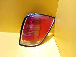 PRAVÉ ZADNÍ SVĚTLO OPEL ASTRA H KOMBI - 11206 PRAVÉ ZADNÍ SVĚTLO OPEL ASTRA H KOMBI - 11206