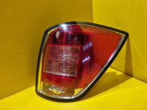 PRAVÉ ZADNÍ SVĚTLO OPEL ASTRA H (L35), KOMBI  - 17046 PRAVÉ ZADNÍ SVĚTLO OPEL ASTRA H (L35), KOMBI  - 17046