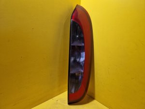 PRAVÉ ZADNÍ SVĚTLO OPEL CORSA C - 12281 PRAVÉ ZADNÍ SVĚTLO OPEL CORSA C - 12281