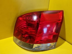 PRAVÉ ZADNÍ SVĚTLO OPEL SIGNUM - 17161 PRAVÉ ZADNÍ SVĚTLO OPEL SIGNUM - 17161