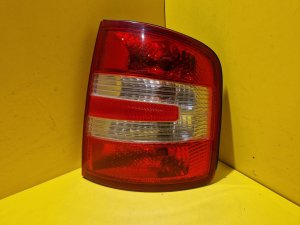 PRAVÉ ZADNÍ SVĚTLO ŠKODA FABIA I ( 1 ) (6Y2) KOMBI / SEDAN , FACELIFT - 15154 PRAVÉ ZADNÍ SVĚTLO ŠKODA FABIA I ( 1 ) (6Y2) KOMBI / SEDAN , FACELIFT - 15154