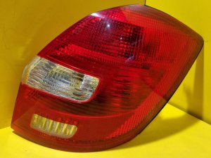 PRAVÉ ZADNÍ SVĚTLO ŠKODA FABIA II - 16575 PRAVÉ ZADNÍ SVĚTLO ŠKODA FABIA II - 16575