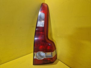 PRAVÉ ZADNÍ SVĚTLO VOLVO V50 KOMBI - 13012 PRAVÉ ZADNÍ SVĚTLO VOLVO V50 KOMBI - 13012