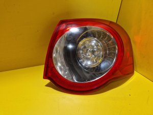 PRAVÉ ZADNÍ SVĚTLO VW PASSAT B6 ( 3C , 3C5 ) , VNĚJŠÍ , KOMBI - 15758 PRAVÉ ZADNÍ SVĚTLO VW PASSAT B6 ( 3C , 3C5 ) , VNĚJŠÍ , KOMBI - 15758