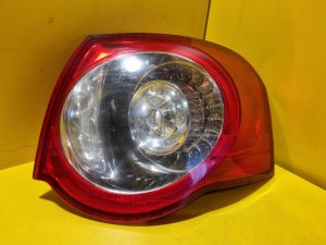 PRAVÉ ZADNÍ SVĚTLO VW PASSAT B6 ( 3C , 3C5 ) , VNĚJŠÍ , KOMBI - 16770 PRAVÉ ZADNÍ SVĚTLO VW PASSAT B6 ( 3C , 3C5 ) , VNĚJŠÍ , KOMBI - 16770