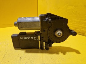 PRAVÝ PŘEDNÍ MOTOREK STAHOVAČKY OKNA 0130821730 ŠKODA OCTAVIA I - 20438 PRAVÝ PŘEDNÍ MOTOREK STAHOVAČKY OKNA 0130821730 ŠKODA OCTAVIA I - 20438