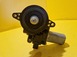 PRAVÝ ZADNÍ MOTOREK STAHOVAČKY OKNA - MAZDA 6 II GH (2007-2013) - 18344 PRAVÝ ZADNÍ MOTOREK STAHOVAČKY OKNA - MAZDA 6 II GH (2007-2013) - 18344