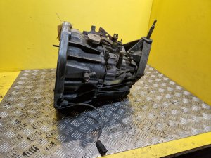 PŘEVODOVKA 8200065323 - RENAULT ESPACE IV, LAGUNA II, VEL SATIS - 2.0 TURBO - 12035 PŘEVODOVKA 8200065323 - RENAULT ESPACE IV, LAGUNA II, VEL SATIS - 2.0 TURBO - 12035