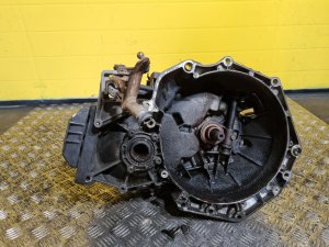PŘEVODOVKA F25, 90446861 - OPEL CALIBRA , VECTRA A - 2.5 V6 - 17783 PŘEVODOVKA F25, 90446861 - OPEL CALIBRA , VECTRA A - 2.5 V6 - 17783