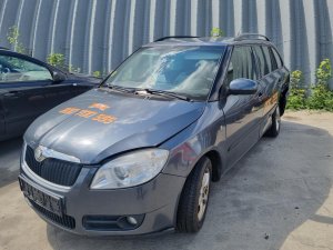 Škoda Fabia II 1.6 ( BTS ) 77kW r.2009 šedá 9153 na náhradní díly Škoda Fabia II 1.6 ( BTS ) 77kW r.2009 šedá 9153 na náhradní díly