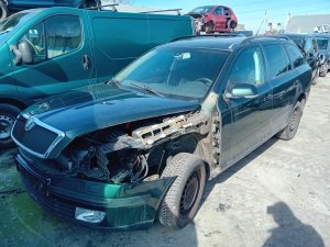 Škoda Octavia II 2.0 TDI 4x4 ( BMM ) 103kW r.2006 zelená  na náhradní díly Škoda Octavia II 2.0 TDI 4x4 ( BMM ) 103kW r.2006 zelená  na náhradní díly