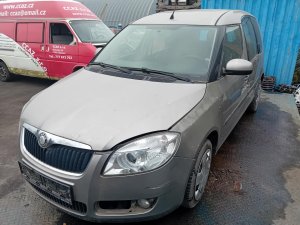 Škoda Roomster 1.6 ( BTS ) 77kW r.2007 šedá  na náhradní díly Škoda Roomster 1.6 ( BTS ) 77kW r.2007 šedá  na náhradní díly